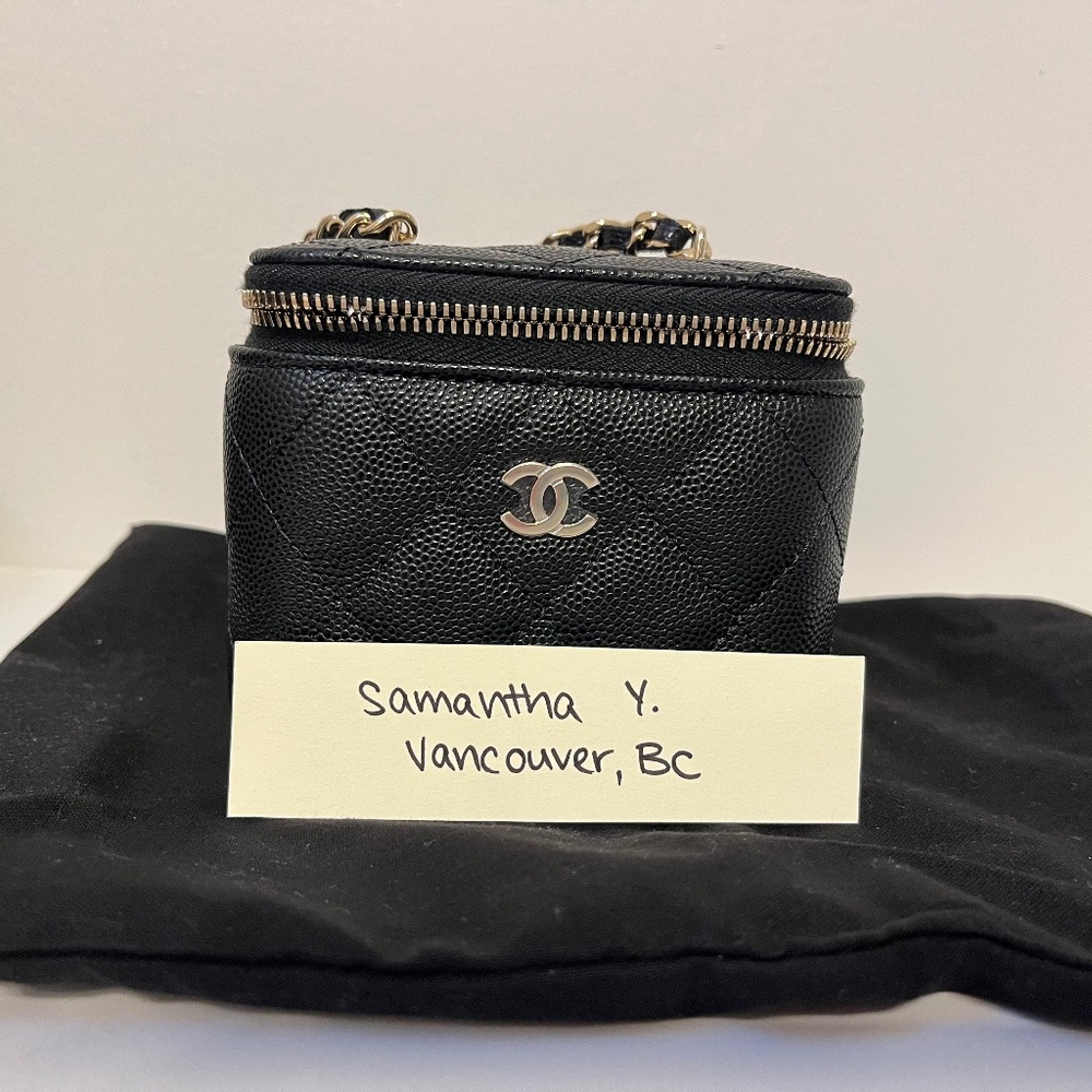 Authentic chanel mini caviar vanity